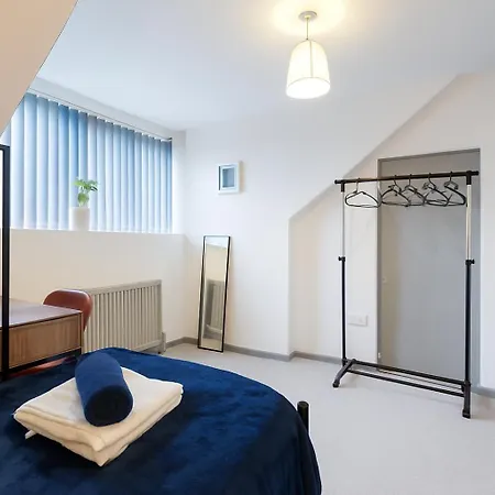 Elegant 3br Retreat Sleeps 7,free Parking *