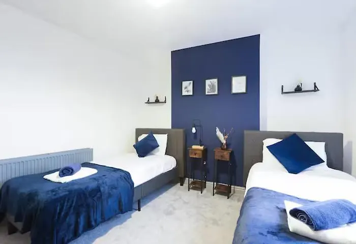 Bright 3br Sleeps 7 Free Parking